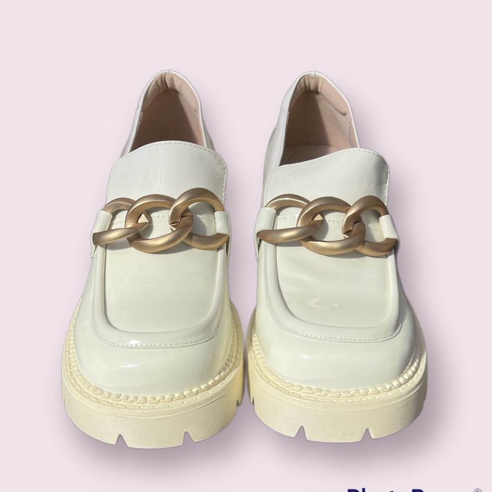 Womens plateform white size 7.5 Chiko